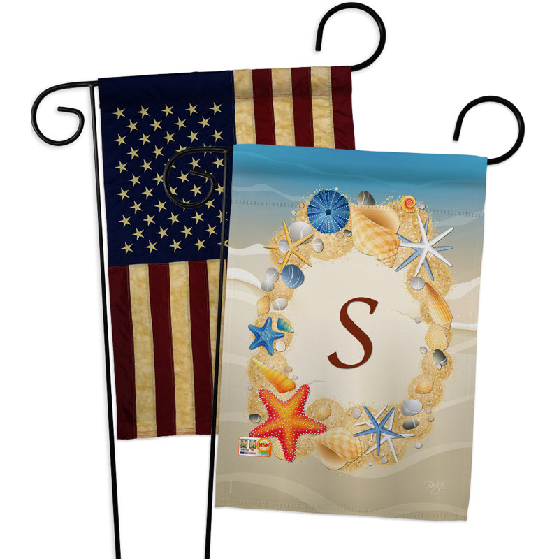 Drapeau de jardin en polyester 13 po x 18,5 po summer v initial, S