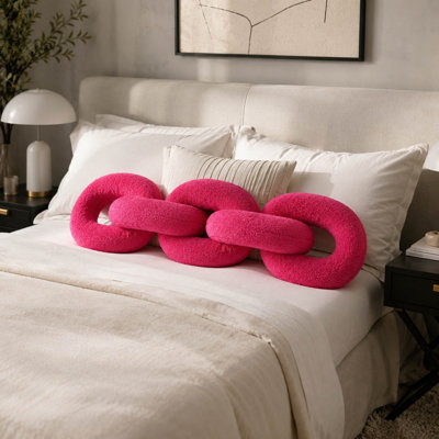 Contemporary Oval Polyester Chain Style Plush Link Accent for Living Room Decor - Decorative Objects for Decoration for Home Display Styling - 48"