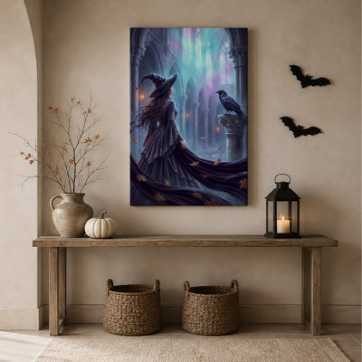 Sorcière et corbeau dans une cathédrale gothique violette, toile murale d'Halloween