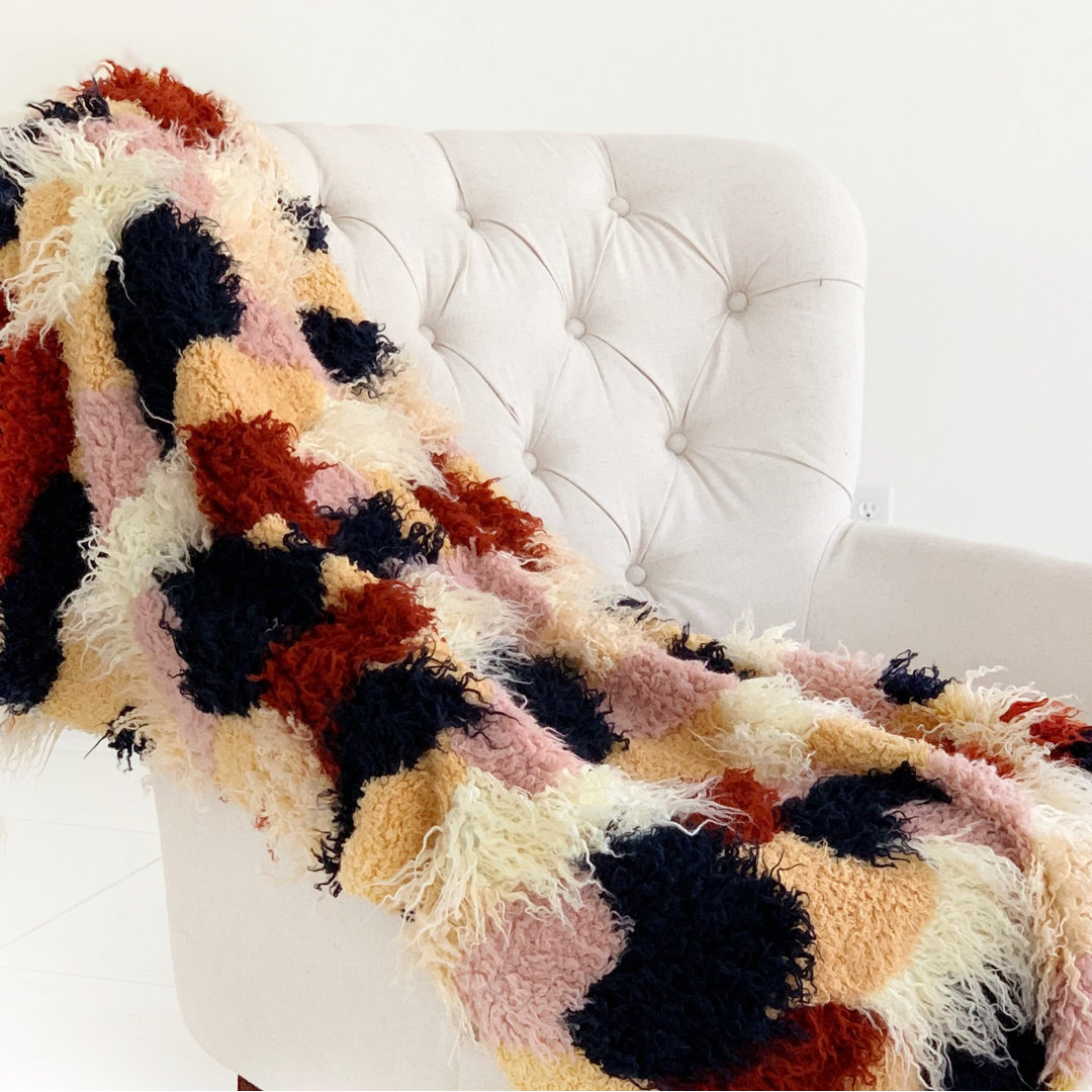 Knitted Throw Blanket Plutus Brands