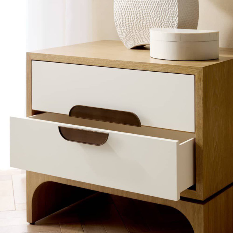 Kianna End Table