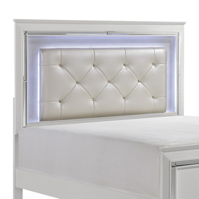 Oscar Upholstered Standard Bed, Silver/Gray, Full / Double