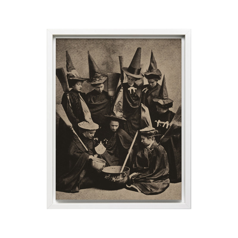 Sorcières en cuisine, 18"H x 24"W, Canvas, White Framed