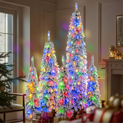 8 pi, 6 pi, 4 pi x 3 sapins de Noël pré-éclairés, 5 arbres de Noël artificiels minces avec flocage de neige, arbre de décoration de Noël, 1820 pointes de branches, 350 lumières DEL avec 11 modes d'éclairage