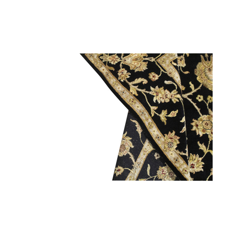Floral Area Rug in Black