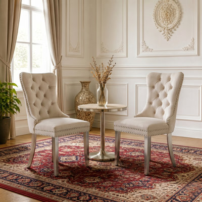 Chaise de salle à manger rembourrée en velours moderne avec dossier capitonné, garniture cloutée