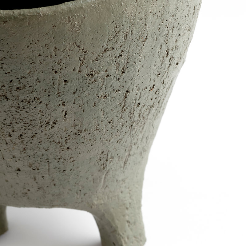 Molca Ceramic / Porcelain Table Vase, 7'' H x 6'' W x 6'' D