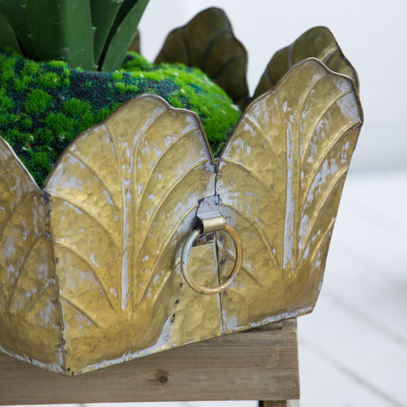 3-Pack Distressed Metal Planters Set in 3 Sizes 22x16.7x8.3" 21x16.5x7.3" 18x13.5x7" for Home Decor