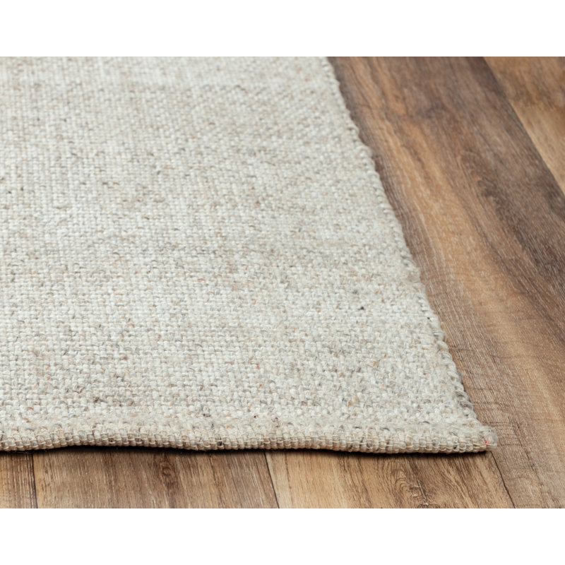 Tapis décoratif à rayures beige fabriqué à la main pour l’intérieur Alexei, Rectangle de 5 pi x 7 pi 6 po