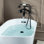 Robinet de baignoire romaine mural à 3 poignées avec accessoire
