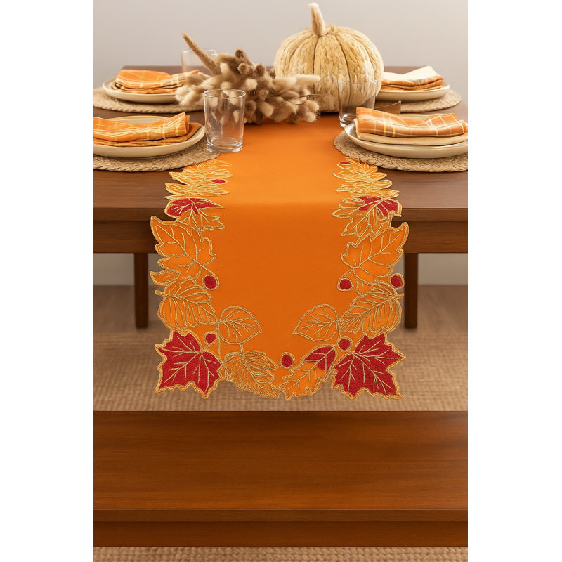 Chemin de table Oyee, 70 po x 16 po