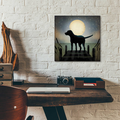 «Moonrise Black Dog» par Ryan Fowler