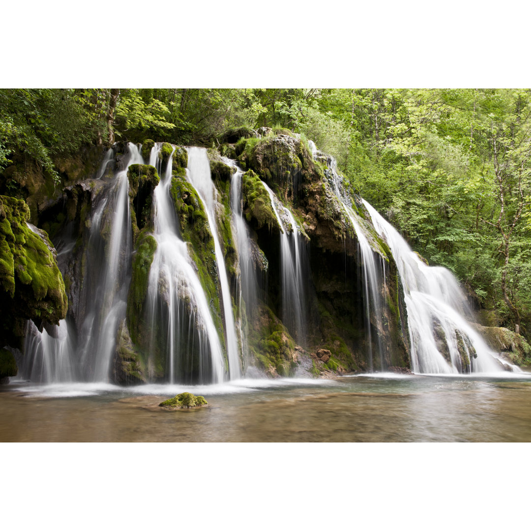 Wasserfall von Legna69 - Kunstdrucke auf Leinwand ohne Rahmen