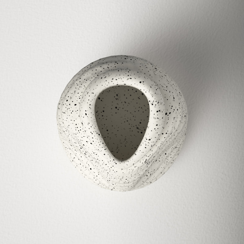 Mori 6.8'' Handmade Ceramic Table Vase