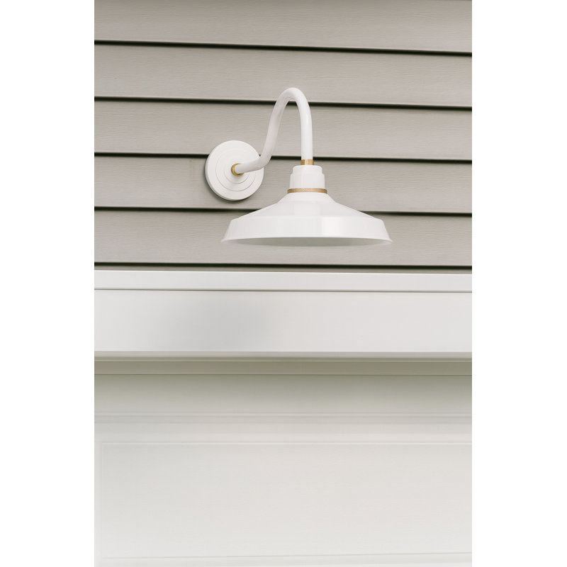 Velarie Aluminium Wall Light, Gloss White, 17.25" H x 16" W x 32.5" D