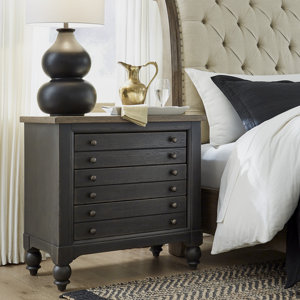 Aisja 3 Drawer Nightstand