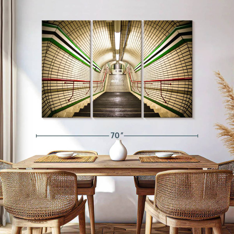 Lilie Subway Staircase, 36" H x 57" W