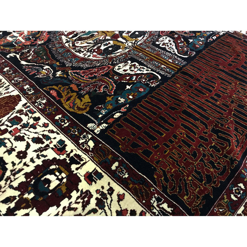 Wool Oriental Area Rug in Rosewood/Beige