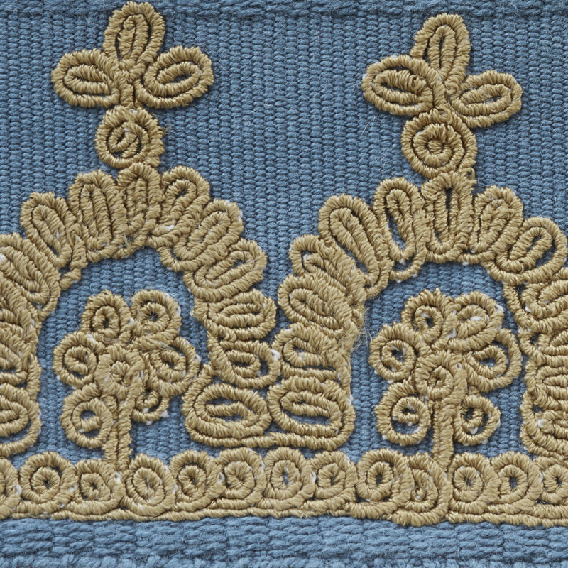 Ruban brodé Noelia, Cadet