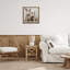  "Fluffy Spring Rabbits" par Arlington Prints-525980473-525980475