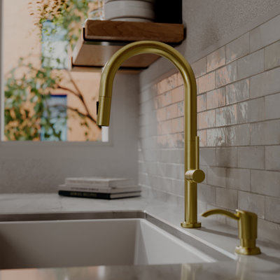Karran Slim Pull-Down Kitchen Faucet, 25mm Thin Body, Modern Design, Dual Spray in Spot-Free Brushed Gold