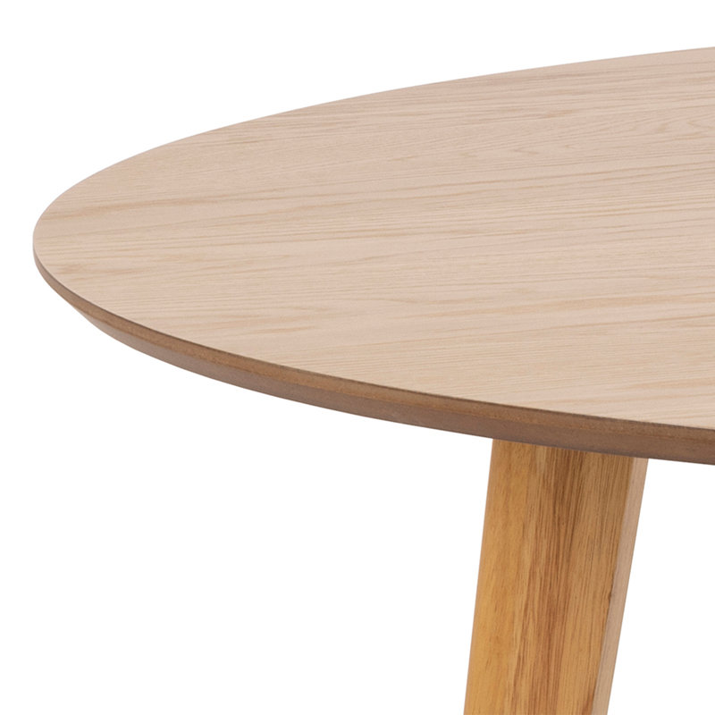 Fenja Round Dining Table, 76 H x 140 L x 140 W cm, Oak