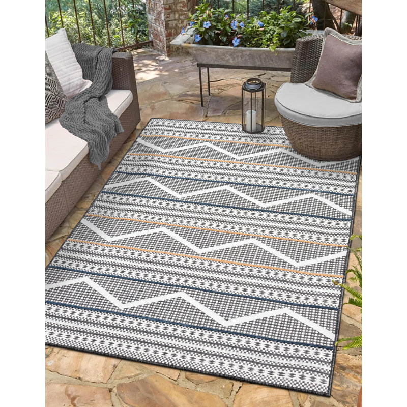 Liskeard Geometric Indoor / Outdoor Area Rug, Rectangle 100 x 160cm