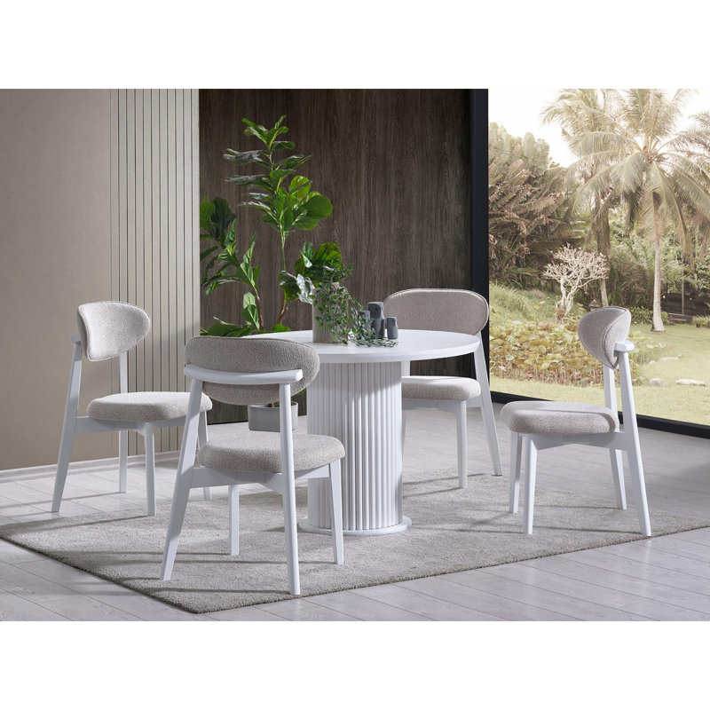 Ferro 4 - Person Dining Set