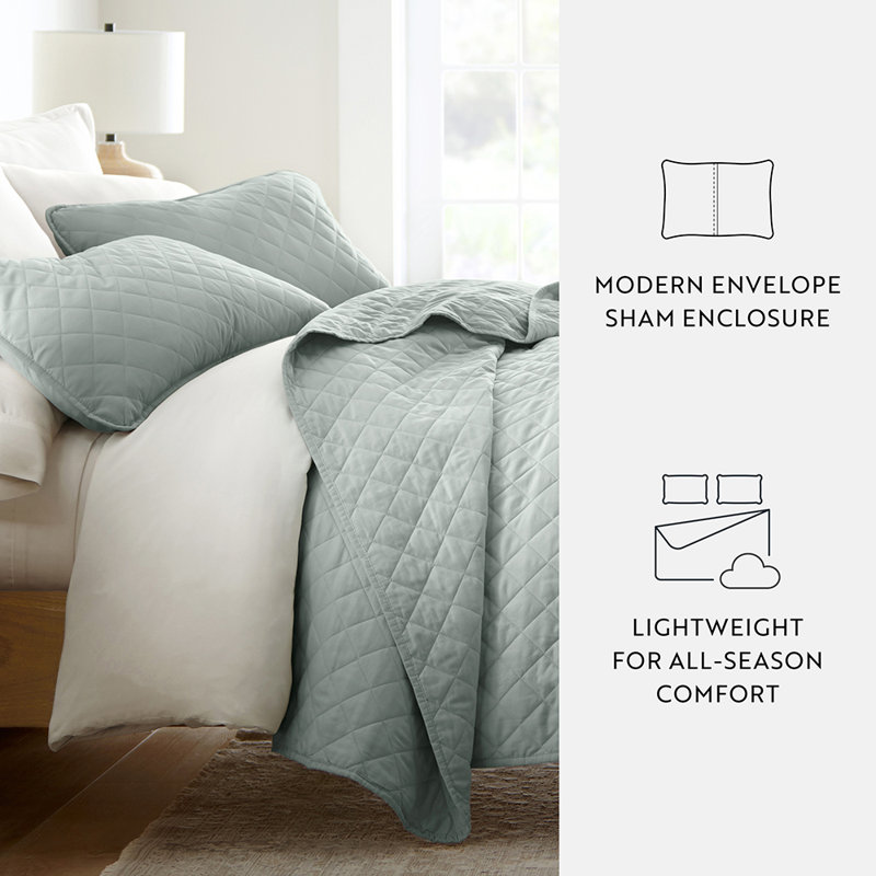 Eucalyptus Full Microfiber Reversible Quilt Set