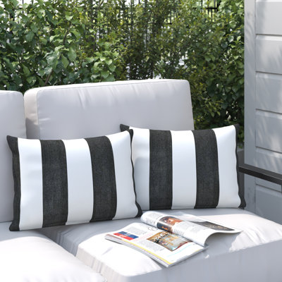 Metro II Outdoor Rectangular Pillow Cover & Insert