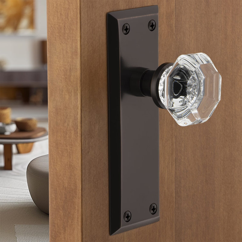 New York Plate with Waldorf Door Knob, Timeless Bronze