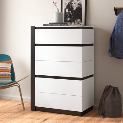 Carilla 5 Drawer 31.5" W Chest