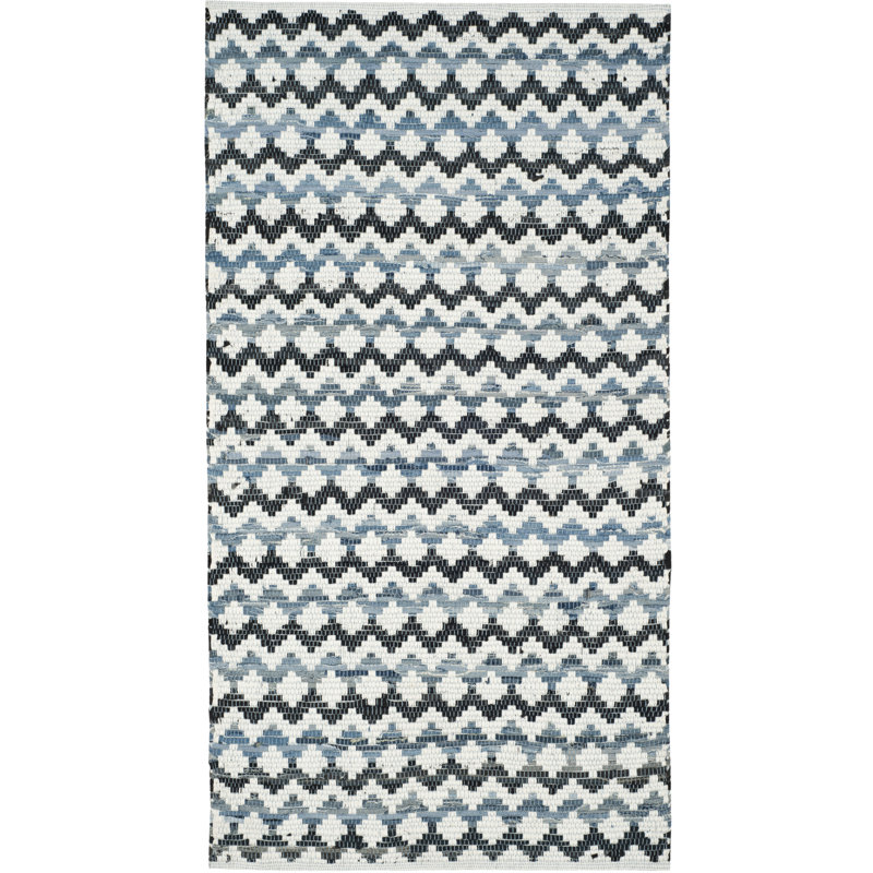 Haqeem Hand Woven Cotton Chevron Rug, Rectangle 2'6" x 4'