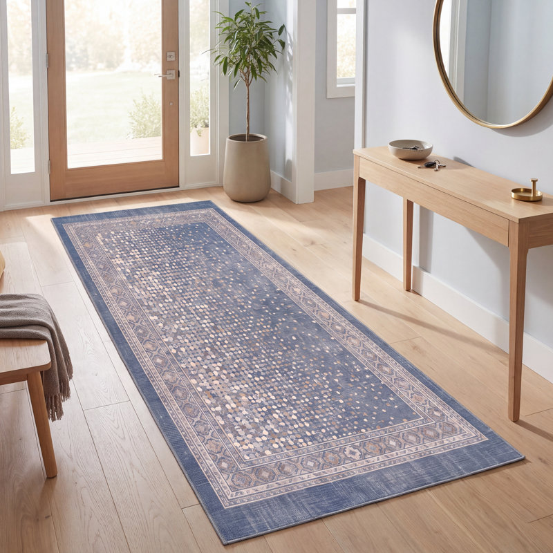 Tapis Sultanahmet moderne à motifs mosaïques mouchetées abstraites bleu, gris, or, crème et ivoire, lavable à la machine, antidérapant, à poils courts, pour intérieur et extérieur, adapté aux animaux domestiques, idéal pour le salon, la chambre, la salle à manger, l'entrée, le couloir ou le bureau.