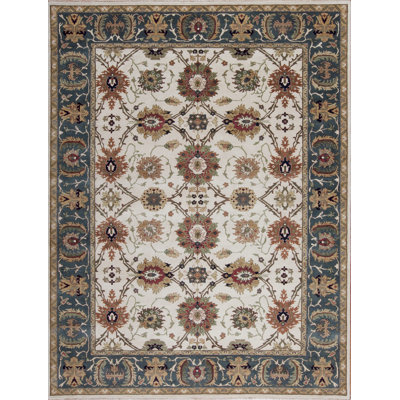 Mahal Hand Knotted Wool Area Rug