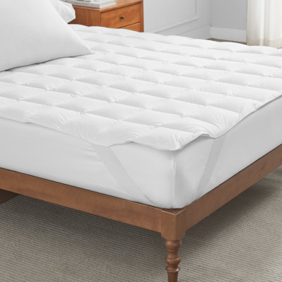 Cloud Embrace Down Mattress Pad By DOWNLITE - King