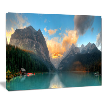 " Lake Louise Sunrise Banff Park "