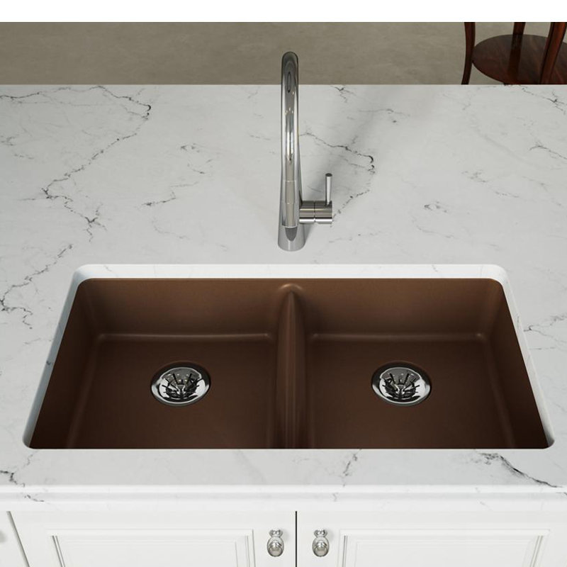 Évier de cuisine à double cuve avec crépine Quartz Classic 33 po x 18 1/2 po x 5 1/2 po, Moka