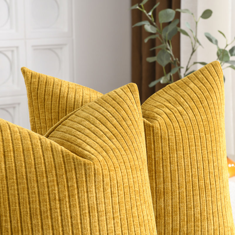 Housse de coussin moelleuse à rayures en chenille douce, Carré 18 po, Jaune moutarde