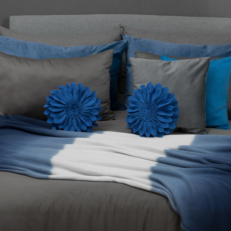 Housse et insert décoratif décoratif 3D Floral, H 12 po x l 12 po, Saphir - suède uni