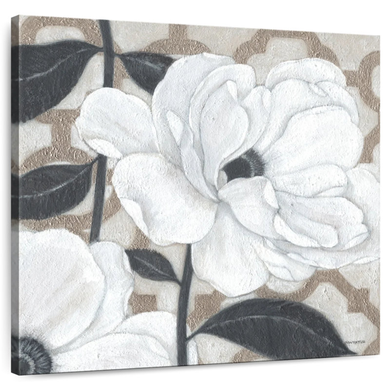 Harnek White Petals, 36" H x 36" W