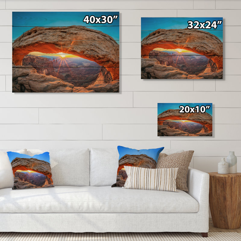 Sunrise Mesa Arch Canyon dans l'Utah sur bois, H 24 po x l 32 po x P 0,78 po