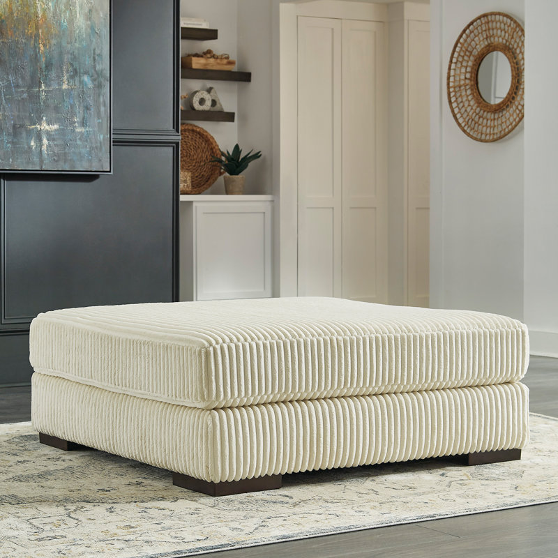 Repose-pieds de cocktail carré de 52 po de largeur Lindyn, Polyester ivoire