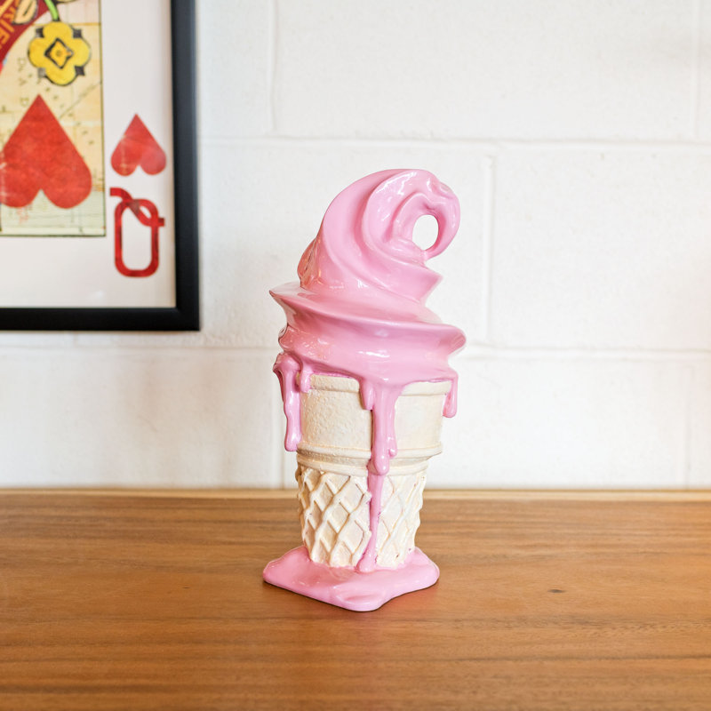 Paray Statue, Pink