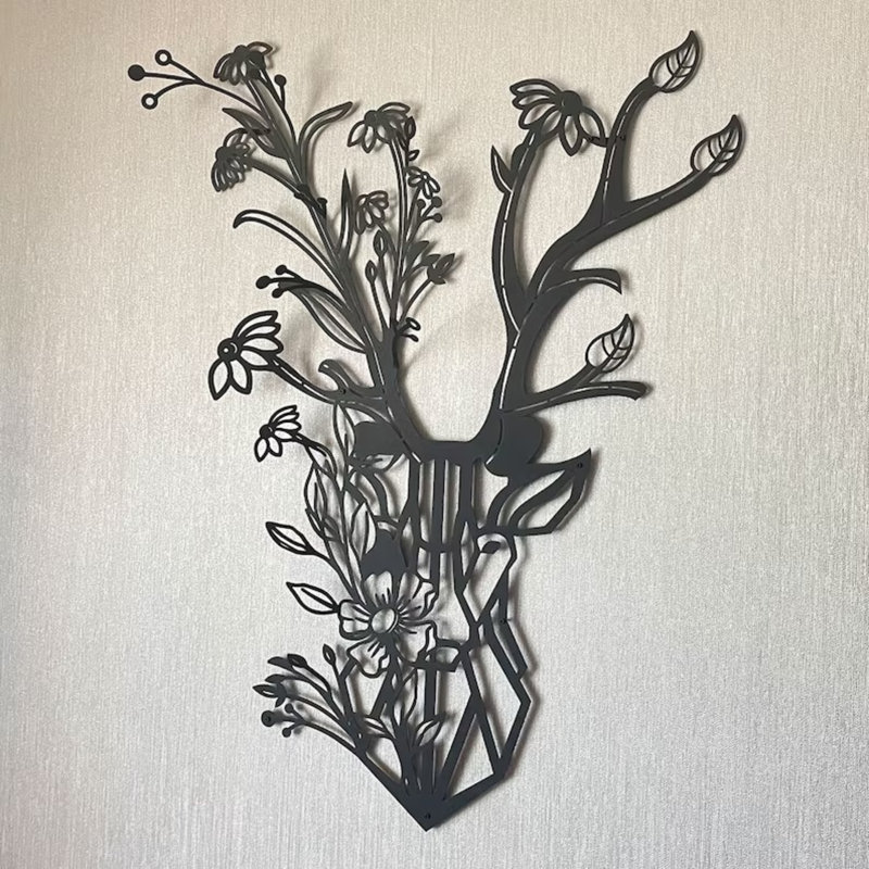 Handmade Traditional Wall Decor on Metal, 86cm H x 69cm W x 2cm D