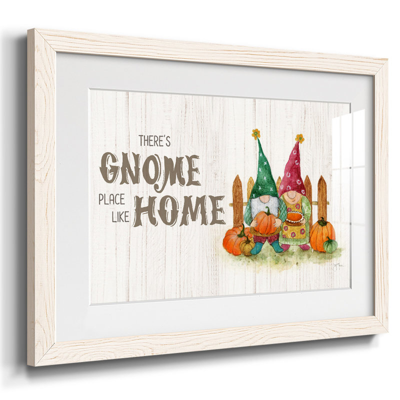 Gnome Place Like Home, reproduction d'art encadrée, H 22 po x l 32 po x P 1,5 po, Blanc