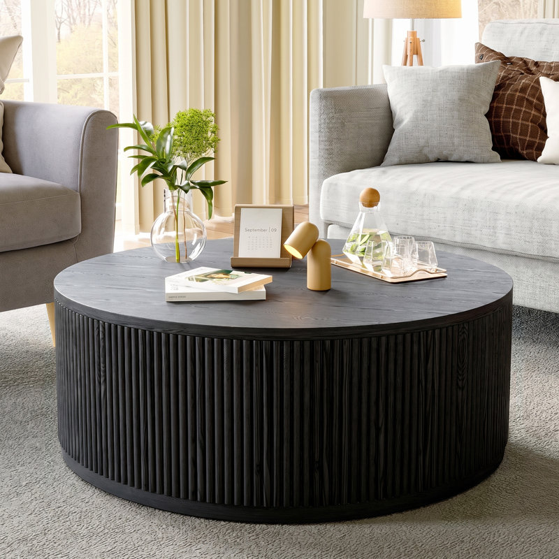 Table basse ronde spacieuse en bois massif de 102 cm de large, style tambour, au design cannelé., 16" H x 40" L x 40" W, Noir