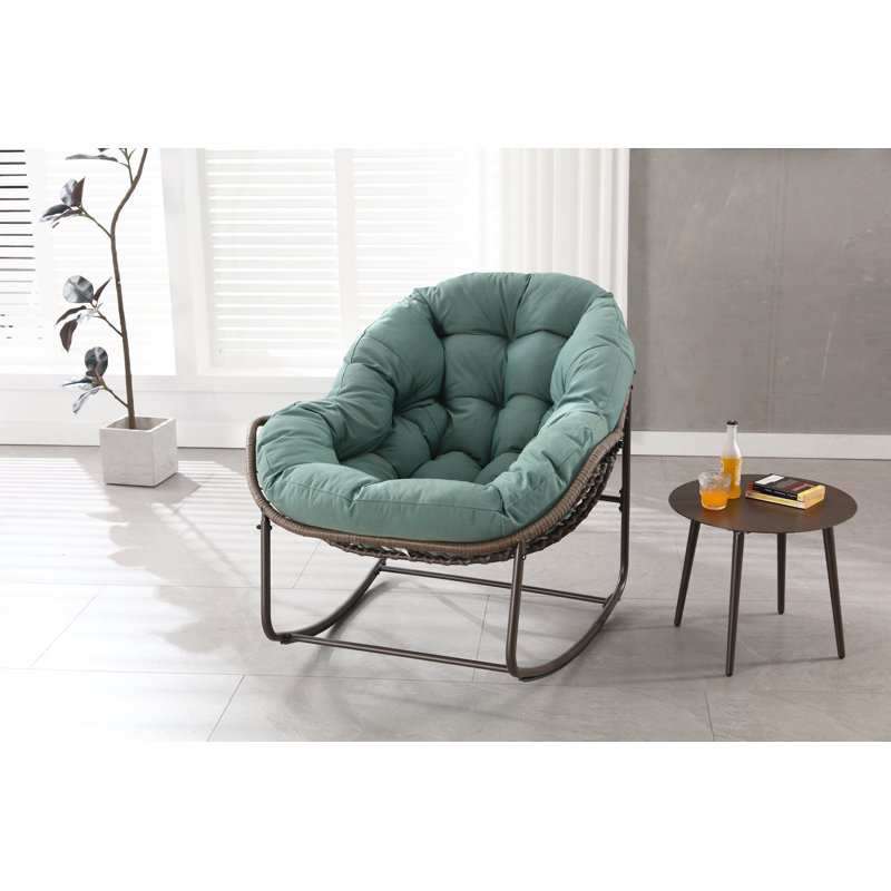 Chaise berçante intérieure / extérieure en osier avec coussin touffeté, Vert