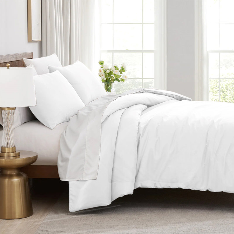 Microfibre 200 TC Plain Reversible Plain Weave Modern & Contemporary Duvet Cover Set, White
