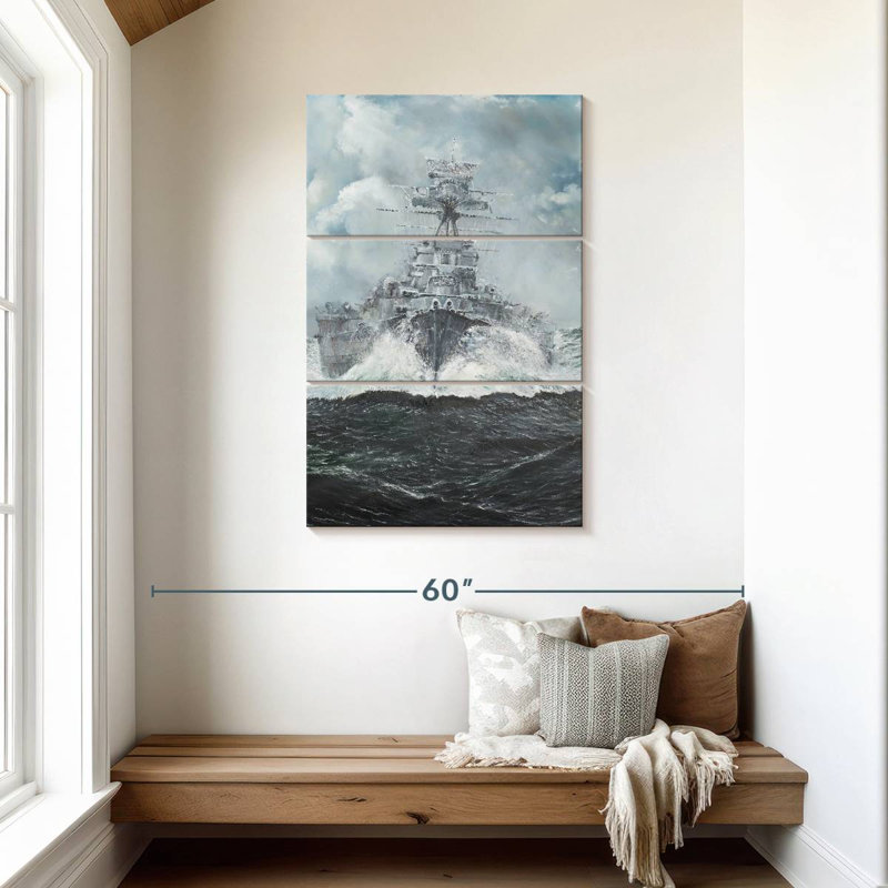 Mait HMS Hood Heads For Bismarck